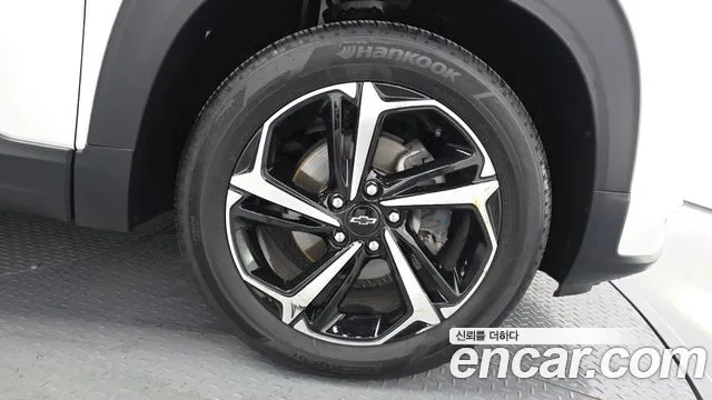ChevroletGMDaewoo TrailBlazer 2021 thumb 4