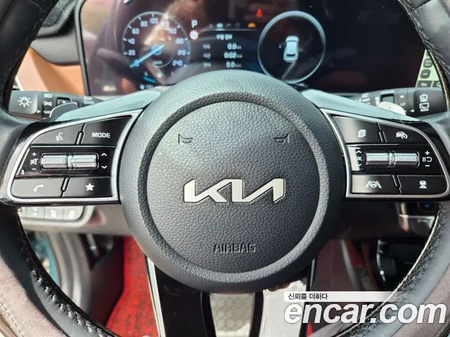 Kia Seltos 2024 thumb 9