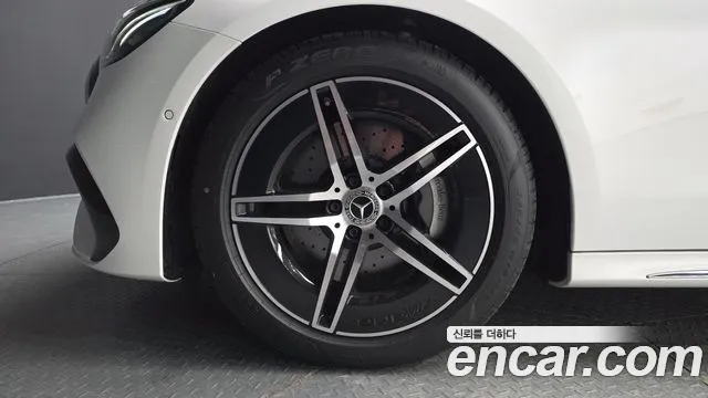 Mercedes-Benz E-Класс 2026 thumb 5