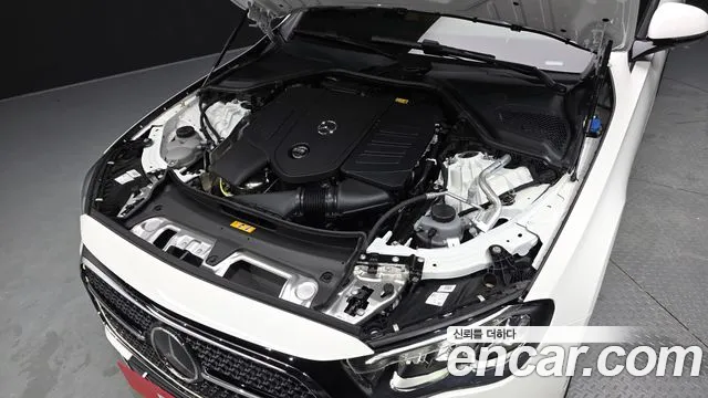 Mercedes-Benz E-Класс 2026 thumb 6