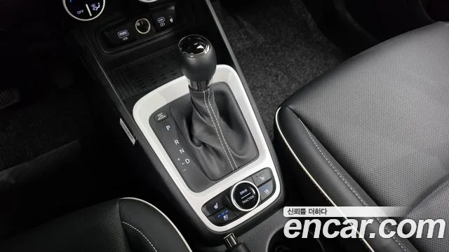 Hyundai Venue 2024 thumb 9