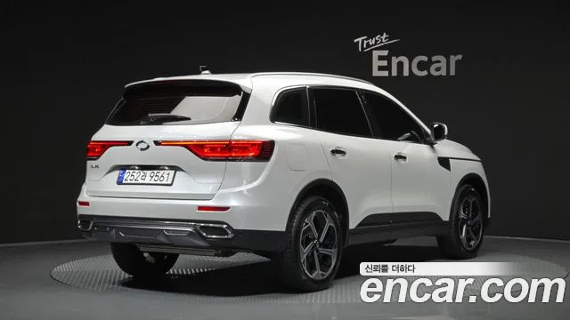Renault-KoreaSamsung Koleos 2023 thumb 2