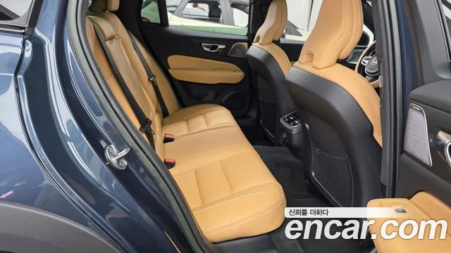Volvo V60 2022 thumb 11
