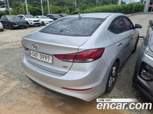 Hyundai Avante 2016 thumb 5