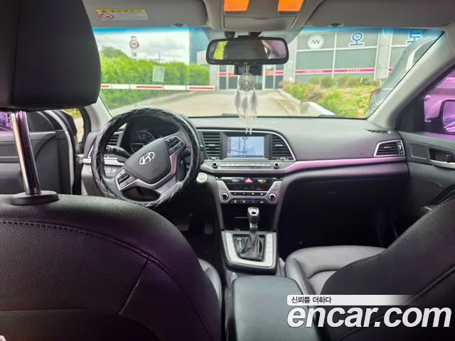 Hyundai Avante 2016 thumb 7
