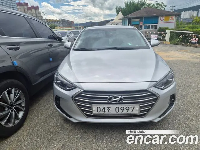 Hyundai Avante 2016 thumb 12