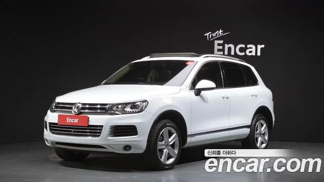 Volkswagen Touareg 2012 thumb 12