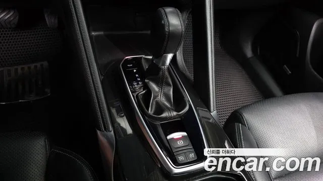 Renault-KoreaSamsung Koleos 2018 thumb 9