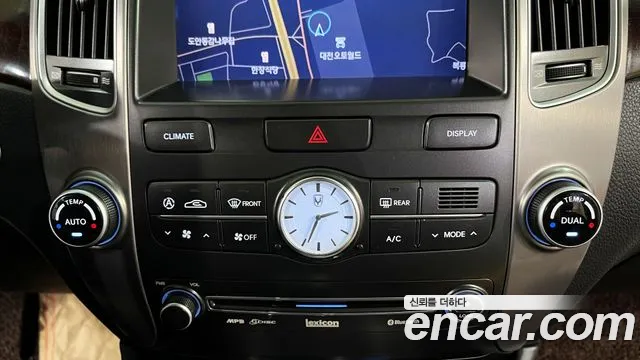 Hyundai Equus 2011 thumb 10