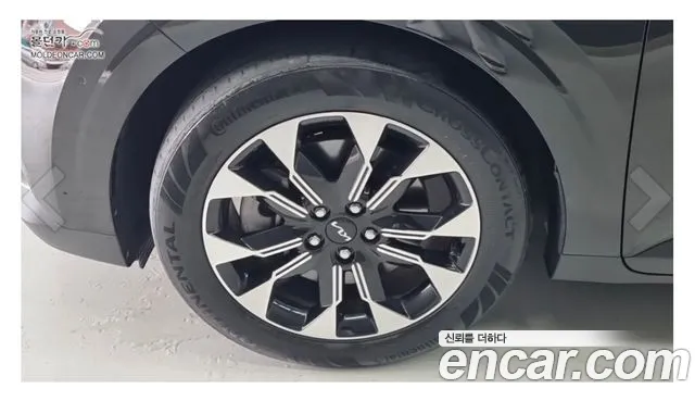 Kia Carnival 2023 thumb 6