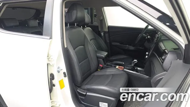 KG_Mobility_Ssangyong TIBOLI 2020 thumb 12