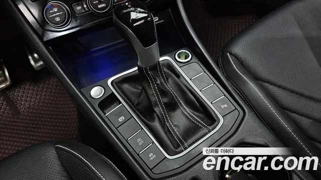 Volkswagen Jetta 2024 thumb 8