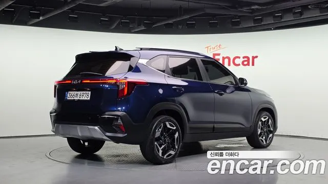 Kia Seltos 2022 thumb 2