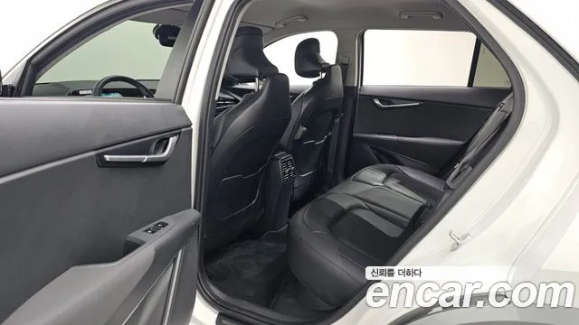 Kia Niro 2023 thumb 12