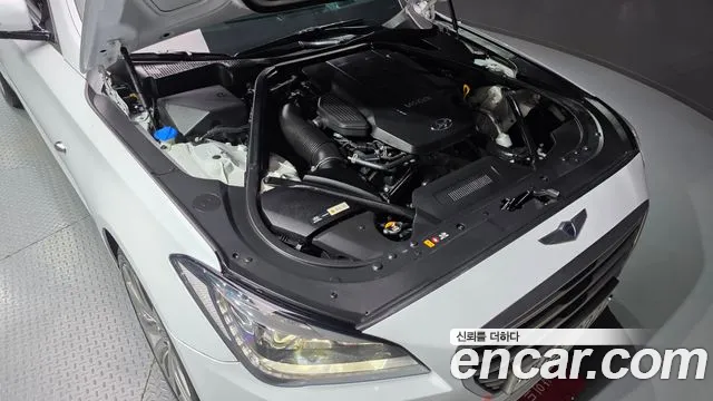 Hyundai Genesis 2016 thumb 6