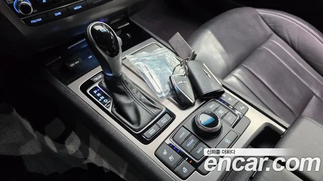 Hyundai Genesis 2016 thumb 9