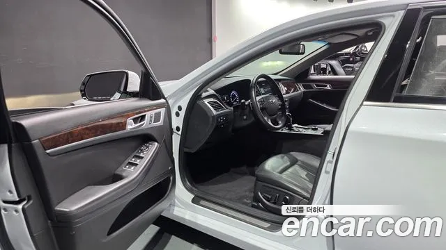 Hyundai Genesis 2016 thumb 10