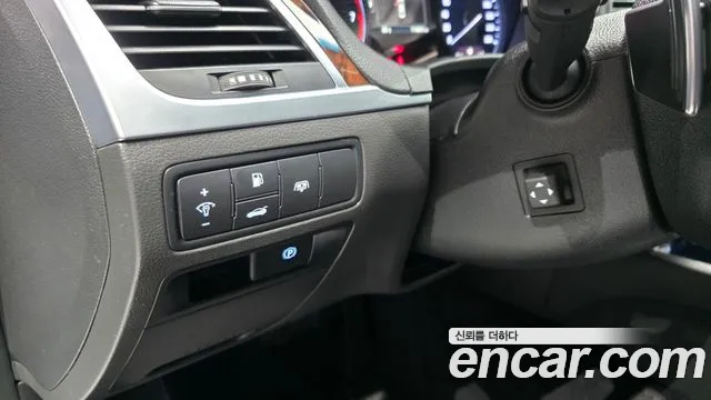 Hyundai Genesis 2016 thumb 12