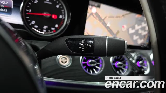 Mercedes-Benz E-Класс 2019 thumb 8