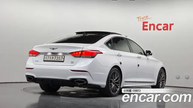 Genesis G80 2019 thumb 2