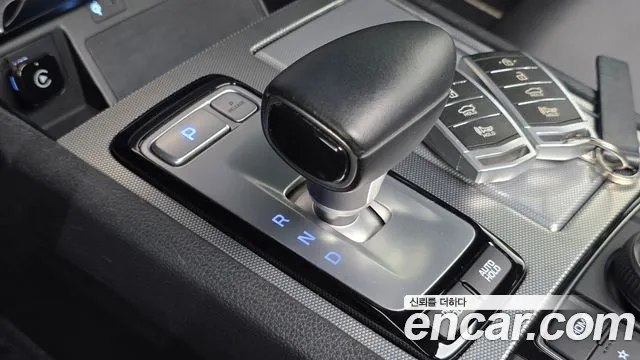 Genesis G80 2019 thumb 9