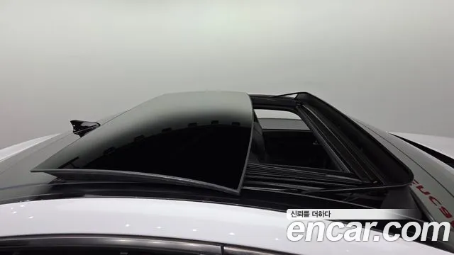 Genesis G80 2019 thumb 12