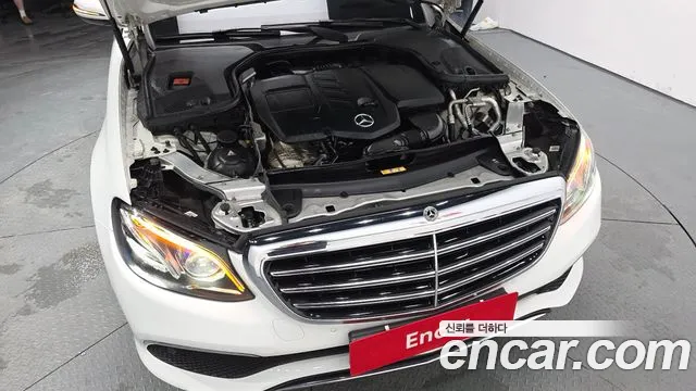Mercedes-Benz E-Класс 2017 thumb 5