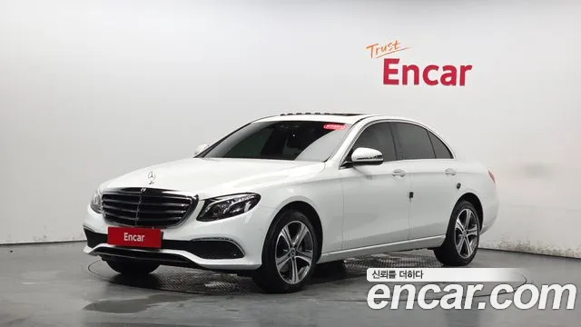 Mercedes-Benz E-Класс 2017 thumb 12