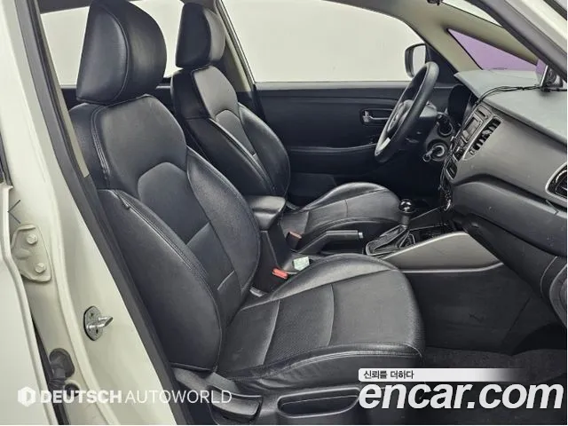 Kia Carens 2014 thumb 10