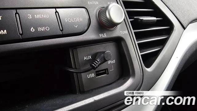 Kia Morning 2011 thumb 12