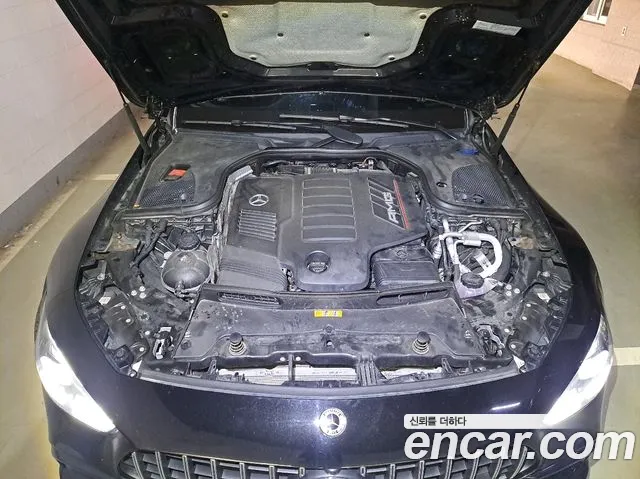 Mercedes-Benz AMG GT 2021 thumb 6