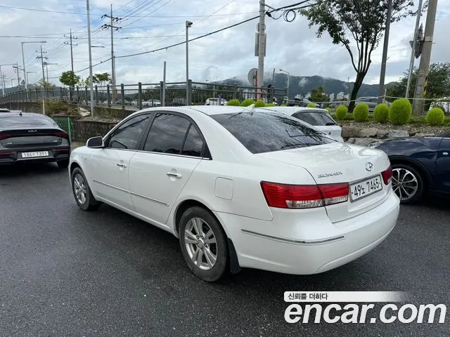 Hyundai Sonata 2008 thumb 3