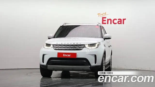 Land Rover Discovery 2018 thumb 3
