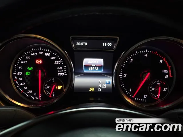 Mercedes-Benz GLE 2017 thumb 6