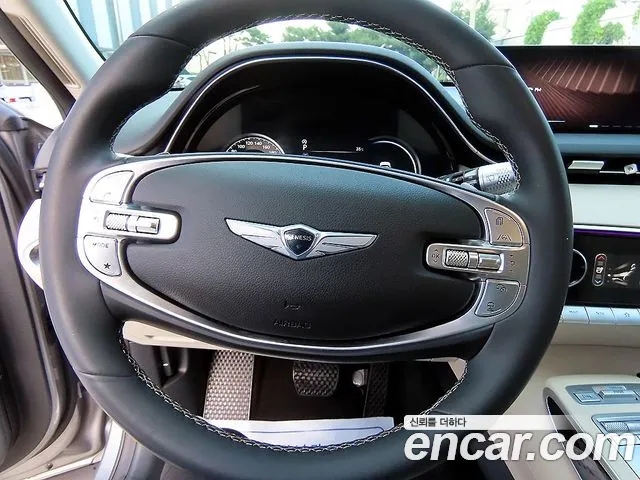 Genesis GV70 2021 thumb 8