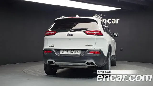 Jeep Cherokee 2016 thumb 4