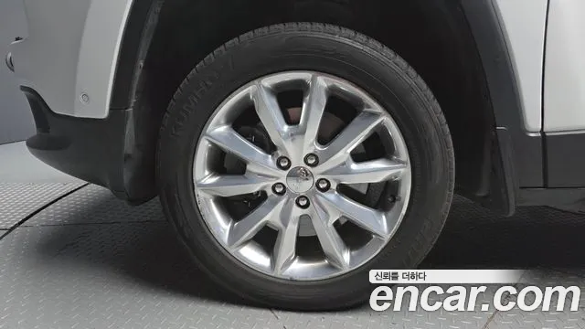 Jeep Cherokee 2016 thumb 5