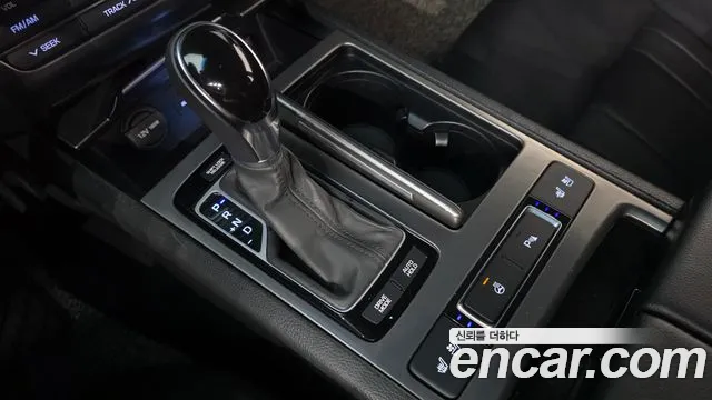 Hyundai Genesis 2015 thumb 9