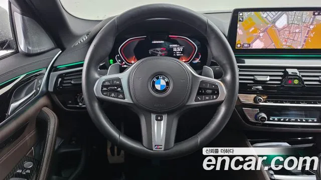 BMW 5-Series 2021 thumb 12
