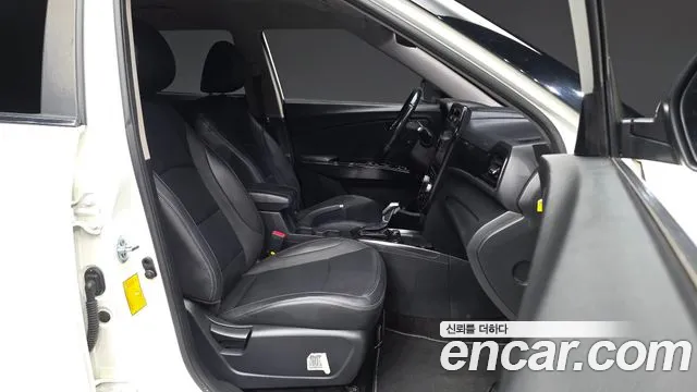 KG_Mobility_Ssangyong TIBOLI 2021 thumb 11