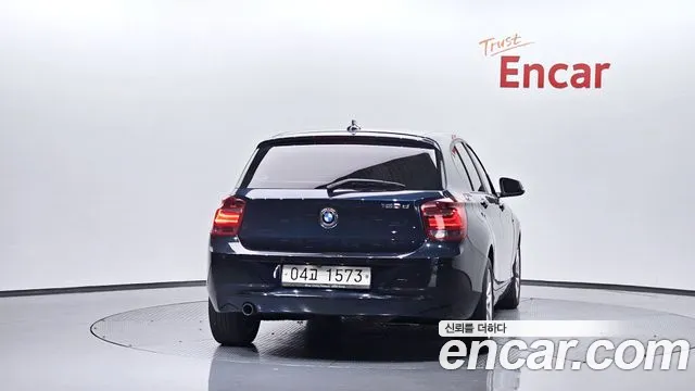BMW 1-Series 2013 thumb 4