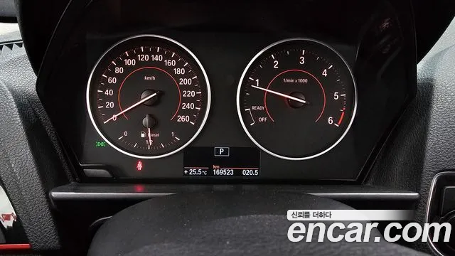 BMW 1-Series 2013 thumb 8