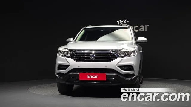KG_Mobility_Ssangyong Rexton 2018 thumb 2