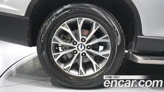 KG_Mobility_Ssangyong Rexton 2018 thumb 4