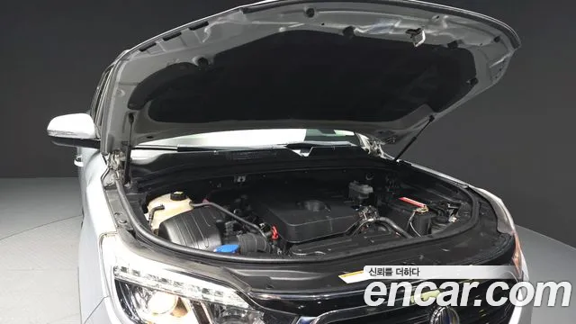 KG_Mobility_Ssangyong Rexton 2018 thumb 5
