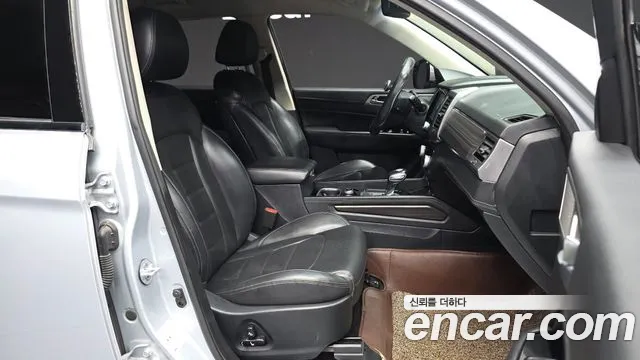 KG_Mobility_Ssangyong Rexton 2018 thumb 10
