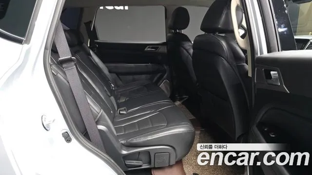 KG_Mobility_Ssangyong Rexton 2018 thumb 11