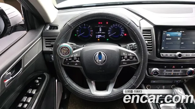 KG_Mobility_Ssangyong Rexton 2018 thumb 12