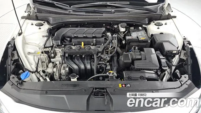 Hyundai Avante 2021 thumb 6