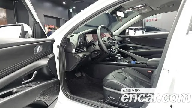 Hyundai Avante 2021 thumb 10
